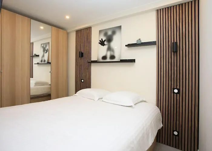 Appartement Avec Balcon Supercroisette